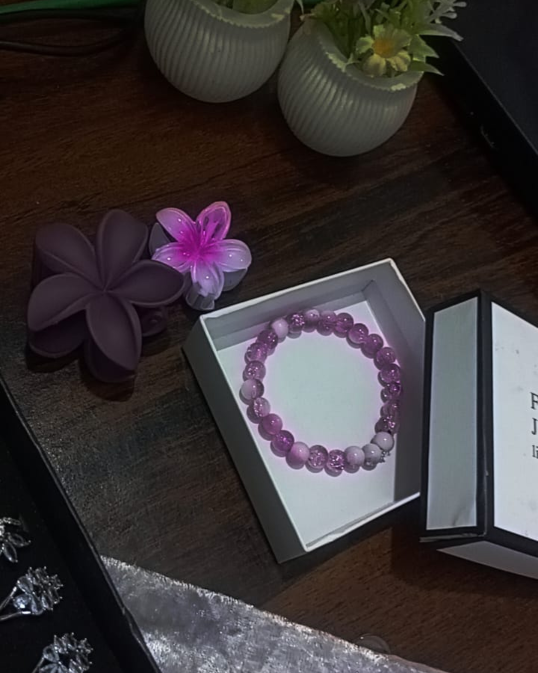 Blossom Glow Trio Set – Elastic Beaded Bracelet with Big & Small Flower Catchers