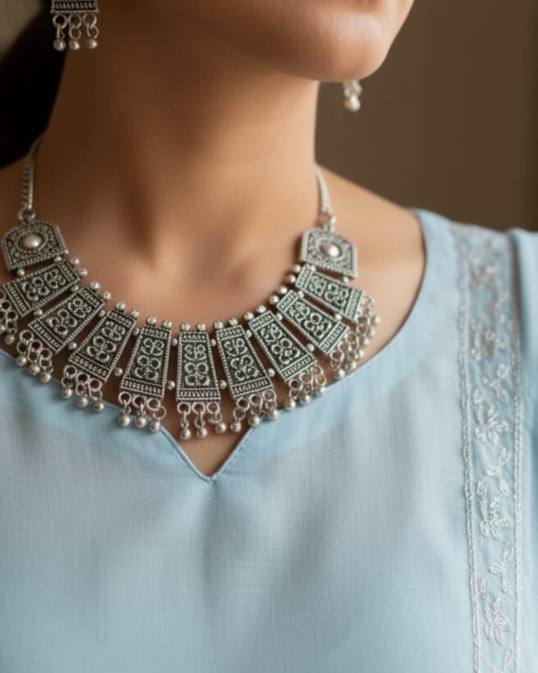 Silver Antique Jewelry Set for Women – Traditional Vintage Design